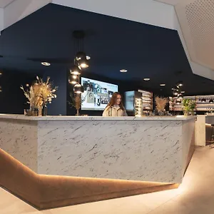 https://the-niu-kettle.stuttgart-hotel.com